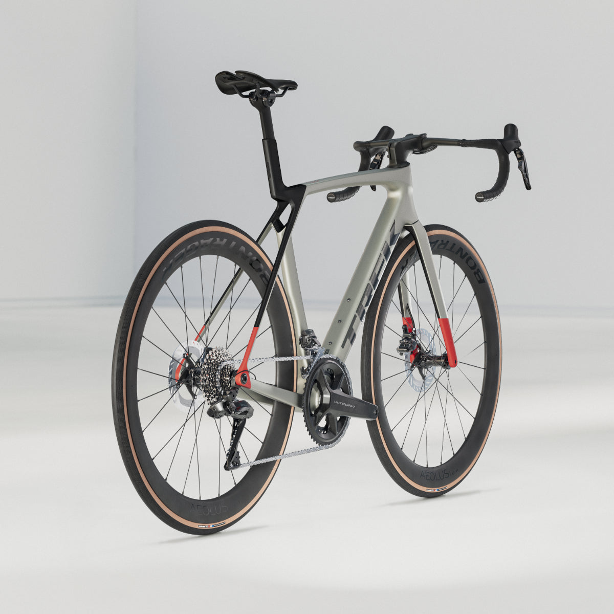 Trek Madone SL 7 Gen 8 Lunar Silver
